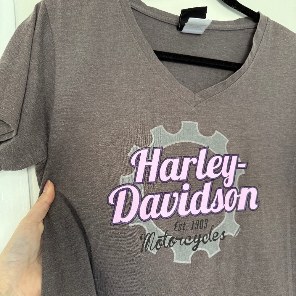 Harley Davidson motorcycles Orlando, Florida v-neck t-shirt